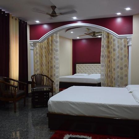 Hotel Sky Bule & Restaurant Khas Nagrota Buitenkant foto