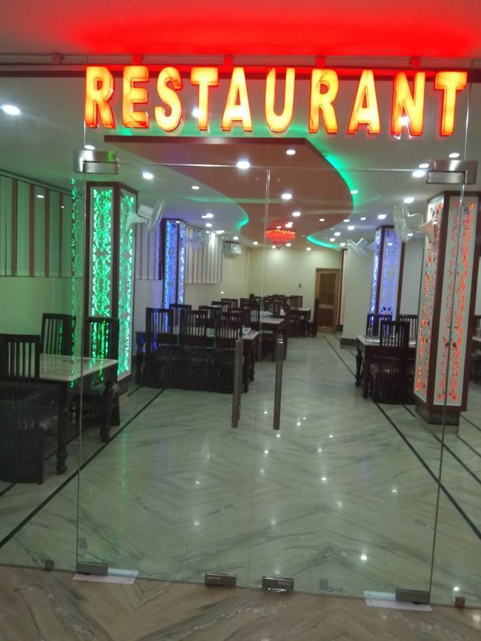 Hotel Sky Bule & Restaurant Khas Nagrota Buitenkant foto