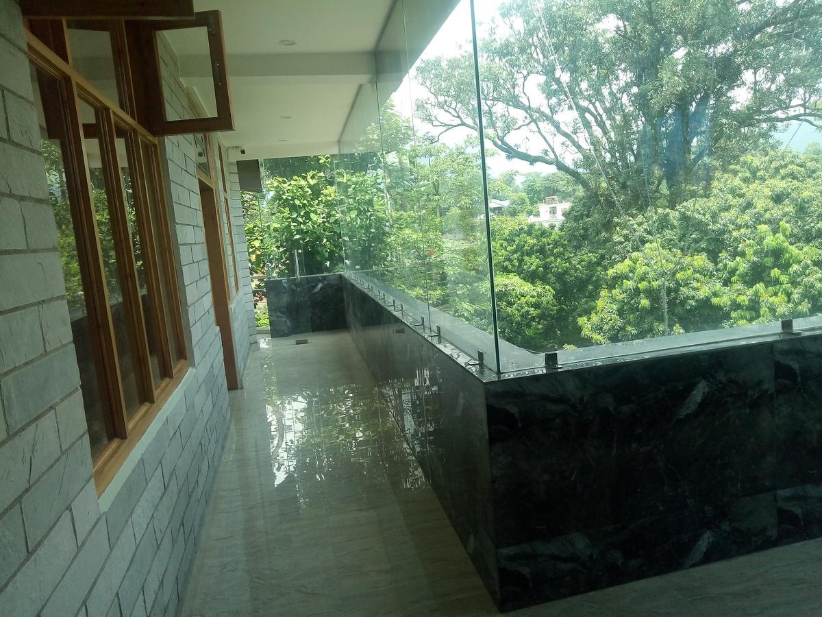 Hotel Sky Bule & Restaurant Khas Nagrota Buitenkant foto