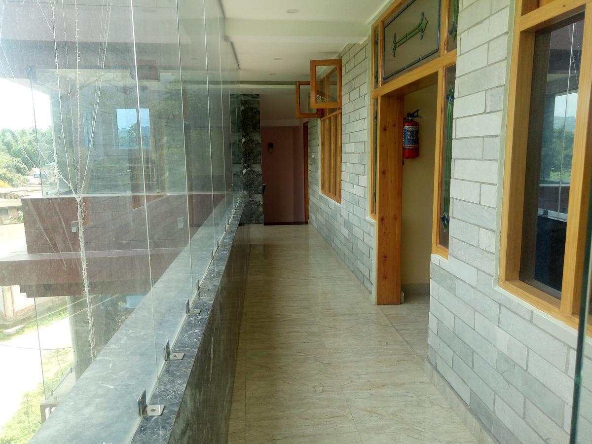 Hotel Sky Bule & Restaurant Khas Nagrota Buitenkant foto