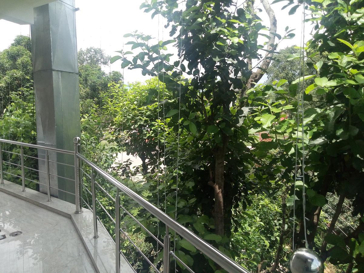 Hotel Sky Bule & Restaurant Khas Nagrota Buitenkant foto