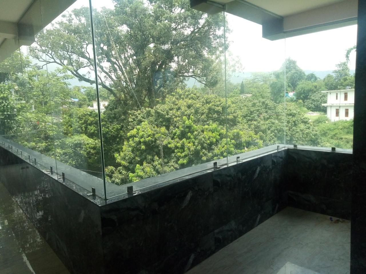 Hotel Sky Bule & Restaurant Khas Nagrota Buitenkant foto